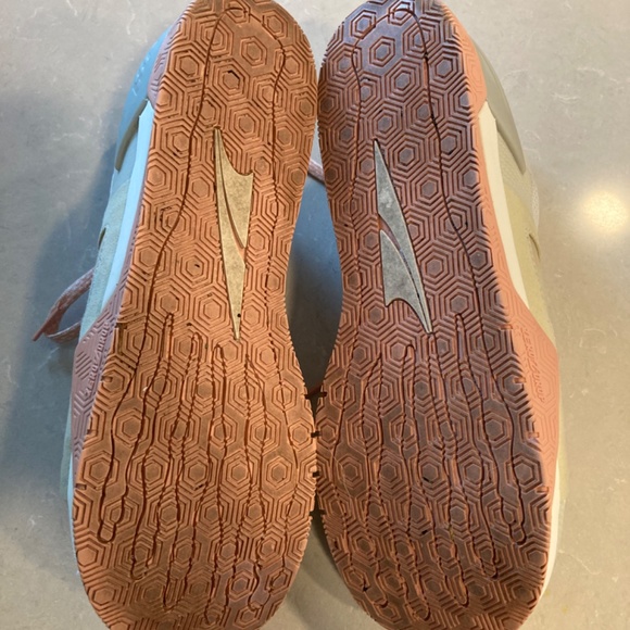 Altra Women's Athletic Shoes - Gray and Pink - Picture 4 of 4